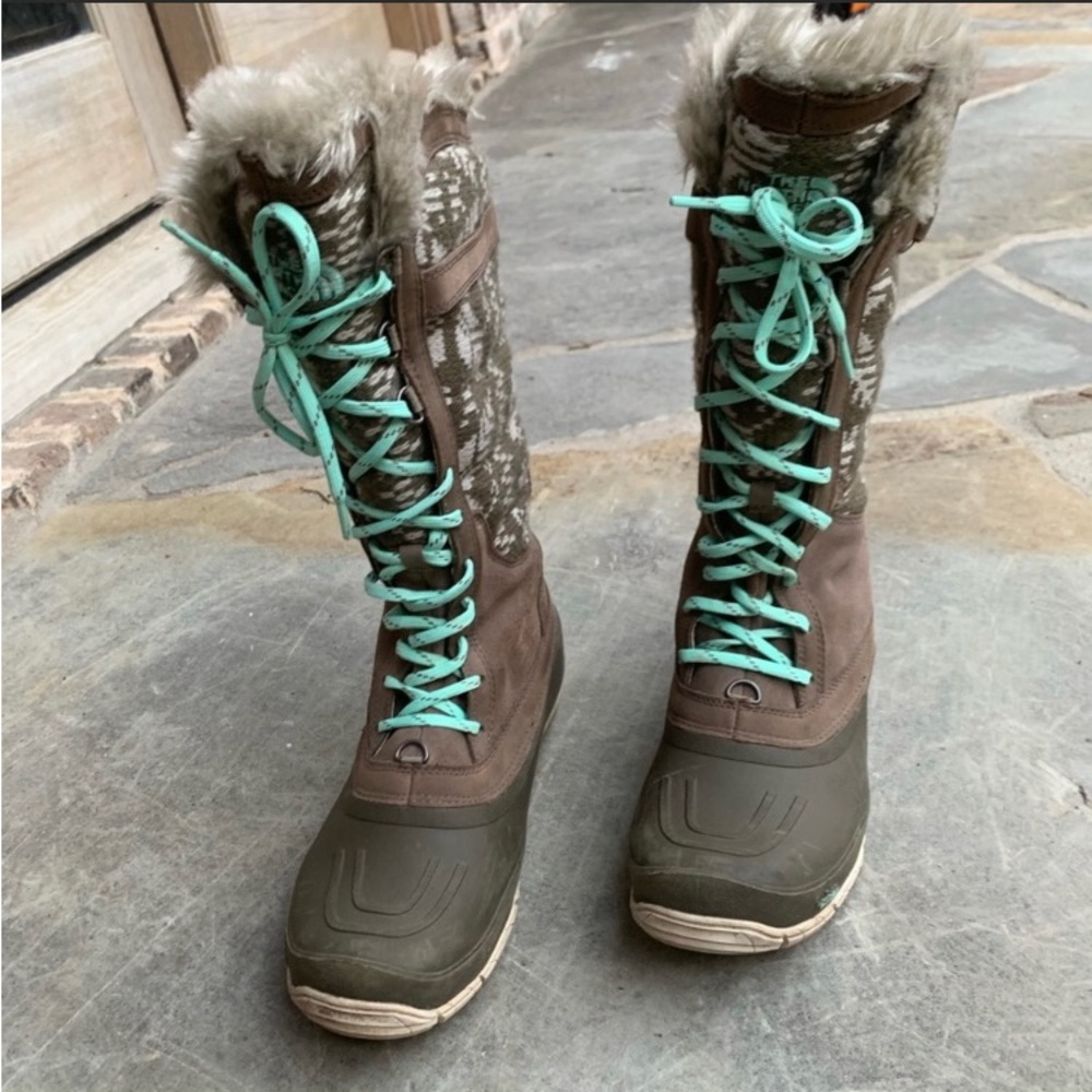 North face women’s boots